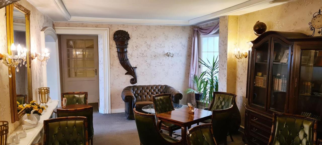 באד קארלסהפן Historisches Hotel Zum Schwan מראה חיצוני תמונה