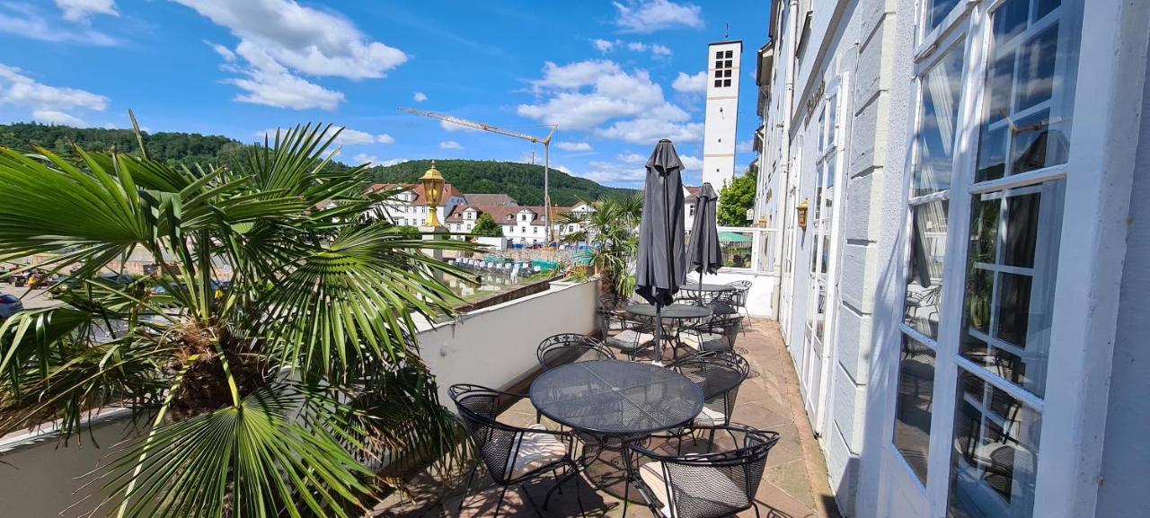 באד קארלסהפן Historisches Hotel Zum Schwan מראה חיצוני תמונה